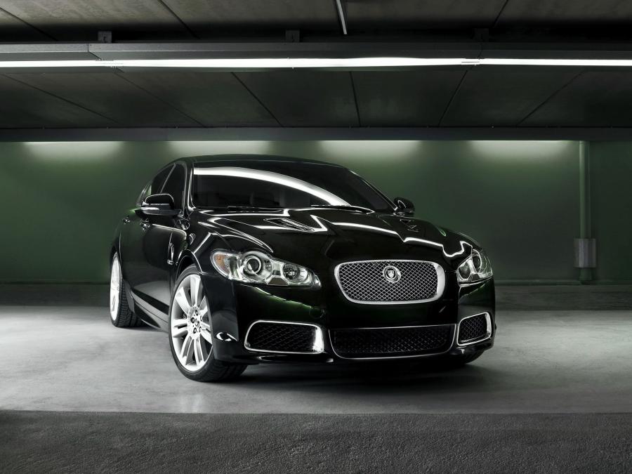  Jaguar XFR 2009 года  (фото 12 из 141)